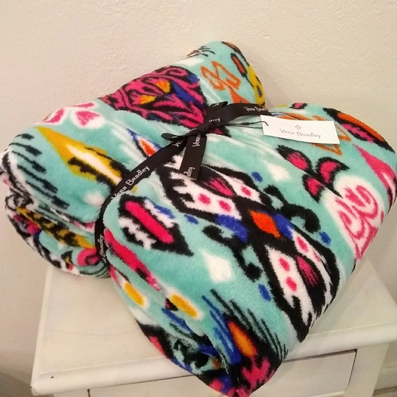 Vera Bradley Other - Fleece throw blanket Vera Bradley Pueblo